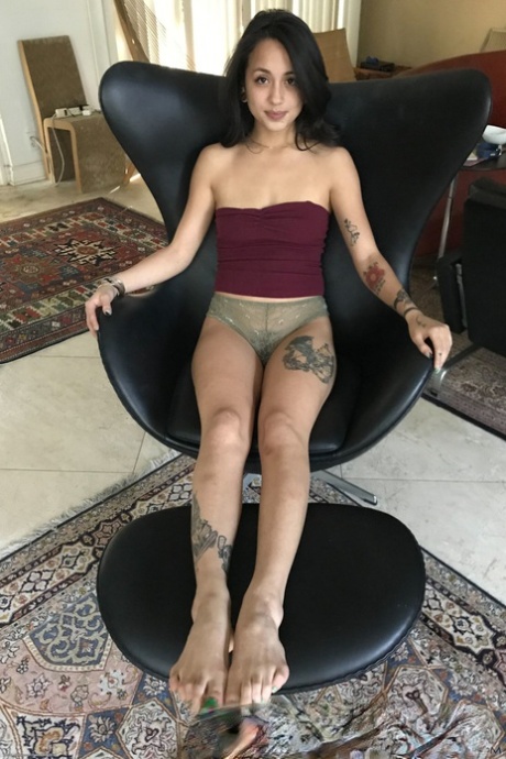 Gorgeous Asian Teen Mi Ha Doan Unveils Her Inked Body And Trimmed Pussy
