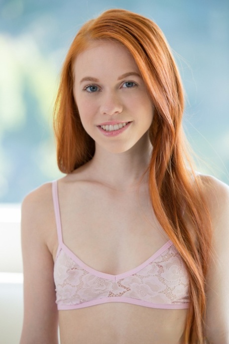 Redheaded Babe With A Slim Body Dolly Little Gets Her Muff Blacked Deeply