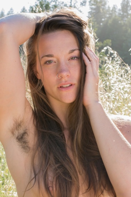 Amateur Girl With Hairy Armpits Rion Rhodes Flaunts Her Bush Outdoors