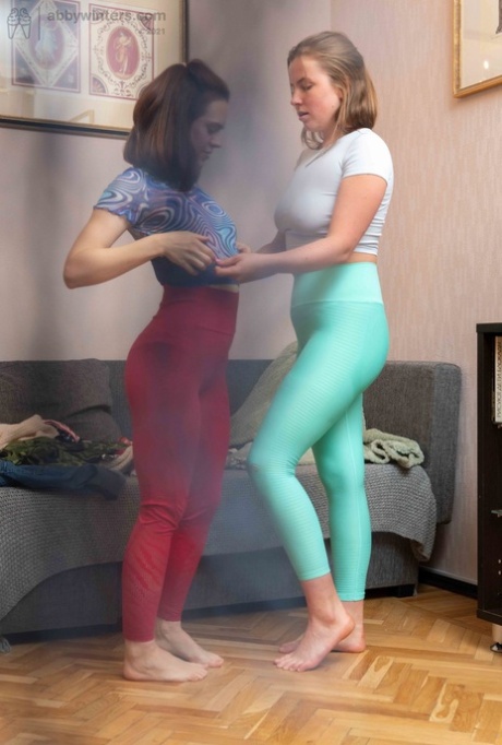 Committed naysayers Anca and Zuzanna joined forces to put on tight-fitting outfits while unclothed.