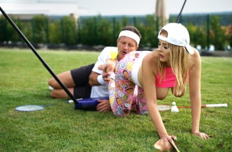 Candy Alexa, despite her big breast size, gives badminton to her badminton coach a foot massage.