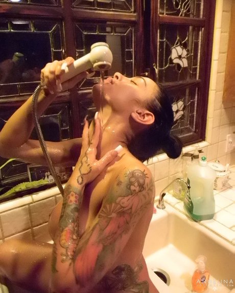 Huge Titted Babe Angelina Valentine Enjoys Creamy Masturbation In The Kitchen