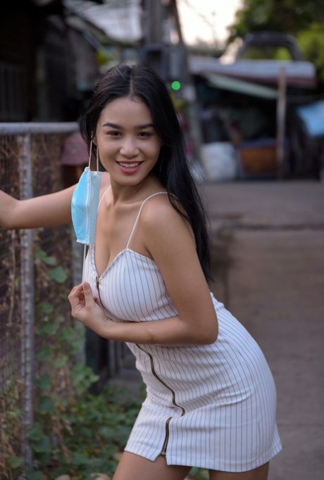 Sexy Thai Teen Kahlisa Boonyasak Flashes Her Panties In Public & Poses Naked