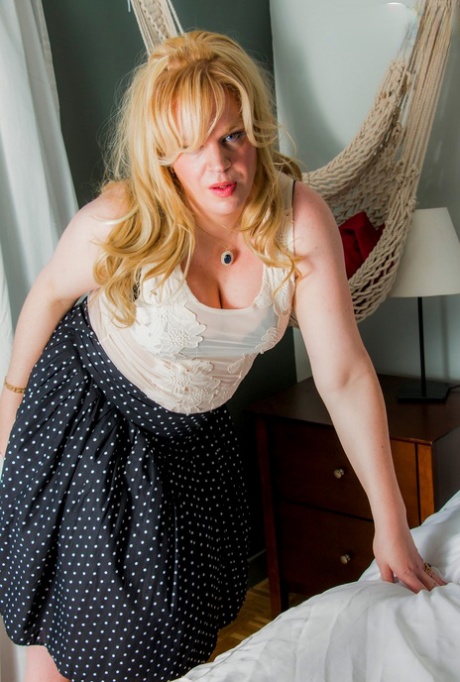 The Canadian TGirl, Nina Russell.
