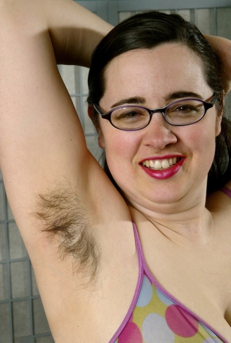 Teen Amateur With Glasses Cori Flaunts Her Big Tits And Hairy Armpits