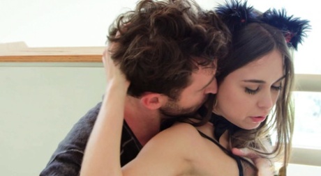Slutty Teen Riley Reid Has Hardcore Sex With James Deen After Anal Foreplay