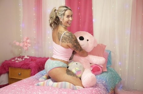 Tattooed Pornstar Misty Meaner Shows Off Her Tits & Her Big Ass On Her Bed