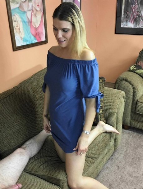 Sexy Amateur MILF Stevie Rae Gives Head And Doffs Her Blue Dress