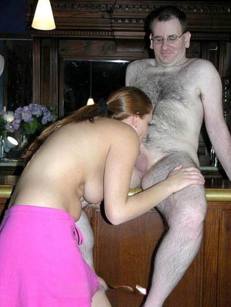 ChickPass Logan Drake, Mariah C.