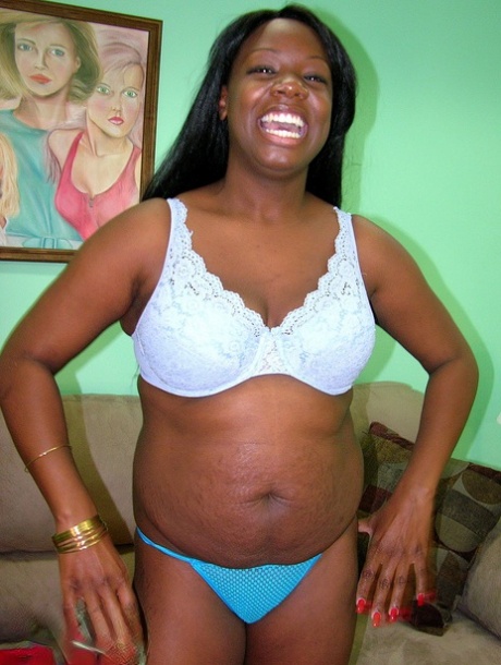 Chubby Ebony MILF Liani Strips & Flaunts Her Big Saggy Tits & Round Ass