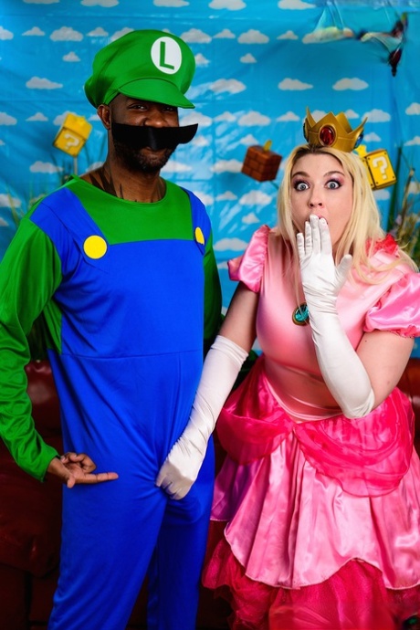 Curvy Blonde MILF Leya Falcon Gets Blacked Hard During A Super Mario Cosplay