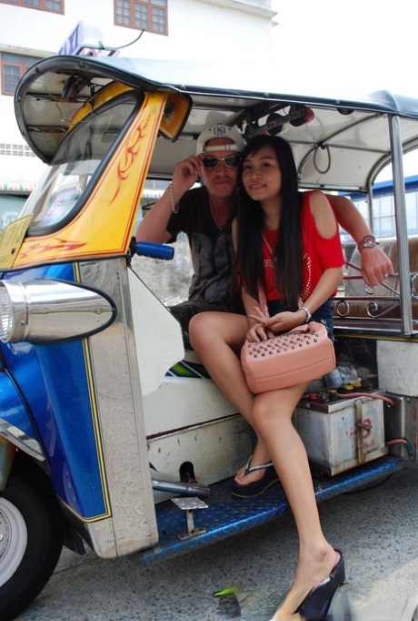 With her hot legs on in booty shorts, Pretty Asian Bew cruises in a tuk-tuk for love?