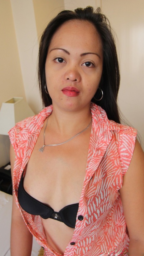 Featuring her curly hair, juicy breasts and plump forelegs, Missy Mejo is a hot and humid Asian boyfriend.