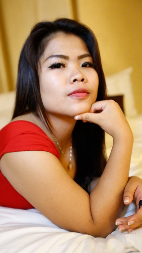 Ancestral Body Prostitution: Asian Sex Diary, Linda C