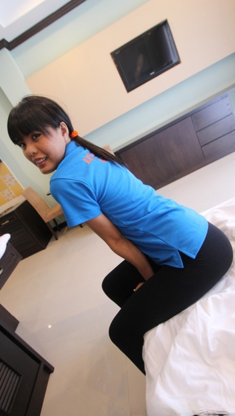 The small Chinese beauty known as Nun Xang is subjected to sexual harassment and creampied in a hotel room.