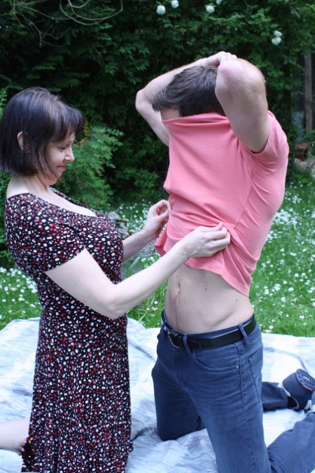 British housewife Tigger enjoys a picnic with an attractive stud, while being teased.