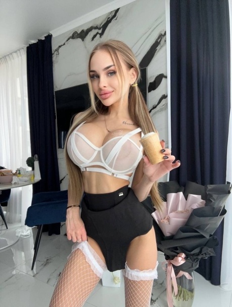 Skinny OnlyFans Babe Eliasa A Poses In Her Lingerie & Unveils Her Big Tits
