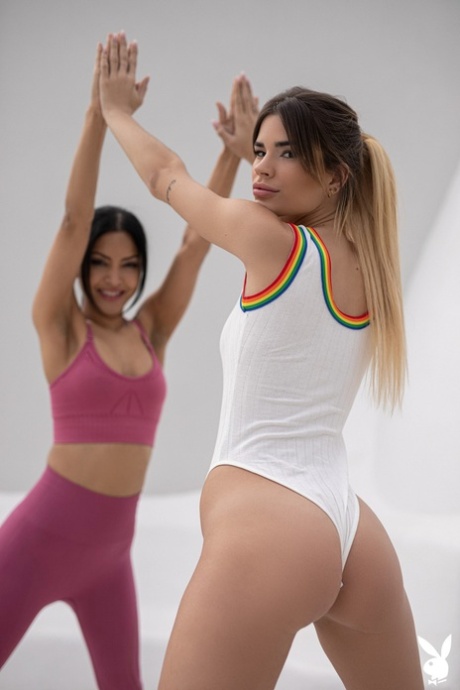 Babes Chloe Rose & Lorena Hidalgo Strip After Their Yoga Class And Cuddle