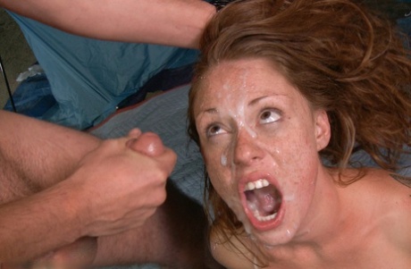 Insatiable Ginger Scarlett Wild Taking Massive Facials In A Rough Blowbang