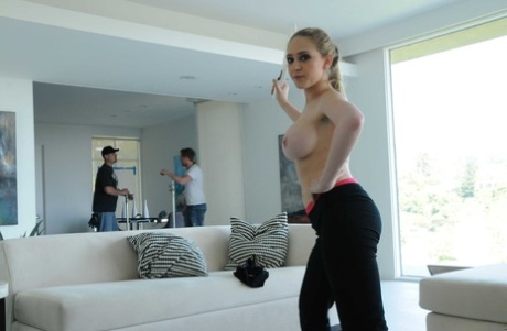 Pornstars Like It Big Kagney Linn Karter