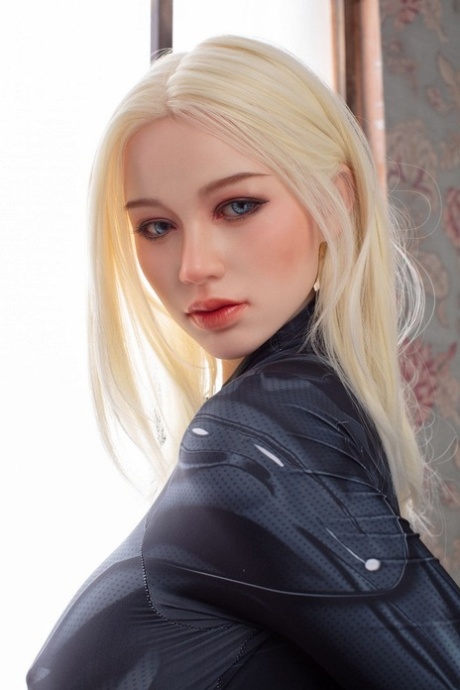 Sex Doll Queen Hot Pictures