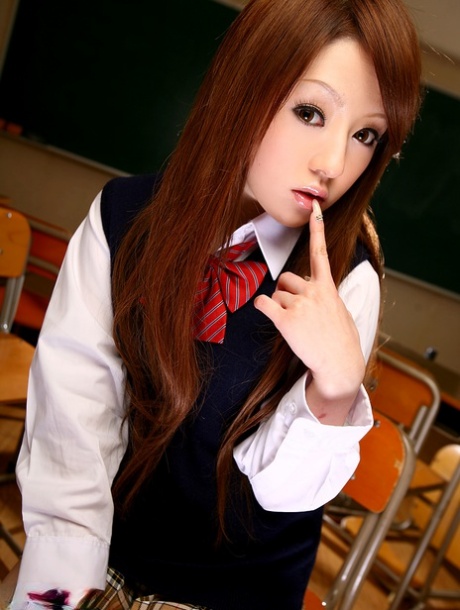 Japanese Schoolgirl Ria Sakurai Gets Gangbanged By A Bunch Of Perverts