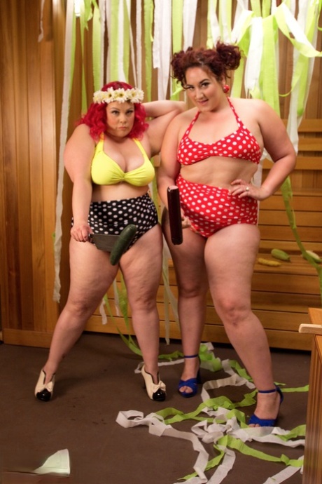Fat Femdoms Mimosa & April Flores Show Off Their Big Tit & Asses